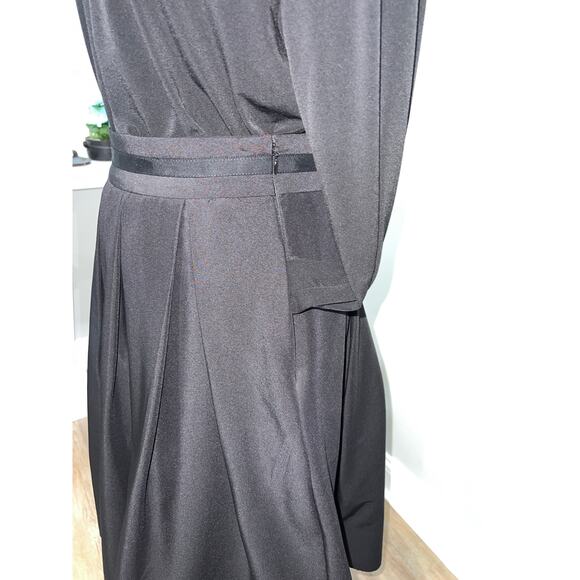 White House Black Market Skirt, Size 4 – Elegant Black, Delicate & Sophisticated - Picture 7 of 16